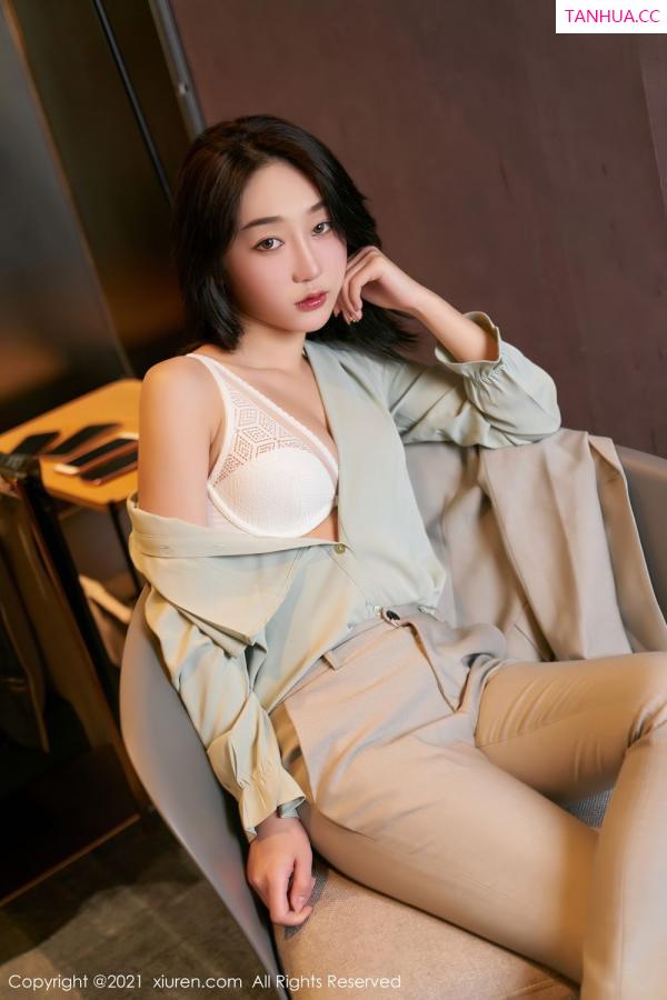 小九月  [XiuRen]高清写真图 2021.01.15 No.3009 九月生第2张图片